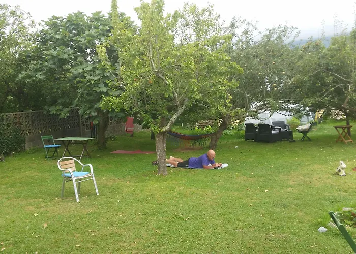 Eco-hostel La Casa Hostal *